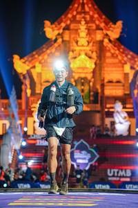 BIB: 943, 
                            <button type="button" onclick="openModal(22348687)" class="btn btn-primary btn-sm float-right btn-popup" data-toggle="modal" data-target=".modal-high-quality">
                        <i class="fas fa-shopping-cart"></i> Add to Cart
                    </button>
                                            <button type="button" onclick="isThisMe(22348687, true)" class="btn btn-success btn-sm float-right btn-popup btn-isme hidden" data-toggle="tooltip" data-placement="bottom" title="นี่คือรูปของคุณใช่ไหม คลิกที่นี่เพื่อเอาเข้าอัลบั้ม">
                        <i class="fas fa-plus"></i> Add to album
                    </button>
                    <button type="button" onclick="isThisMe(22348687, false)" class="btn btn-warning btn-sm float-right btn-popup btn-isnotme hidden">
                        <i class="fas fa-ban"></i> Remove from album
                    </button>